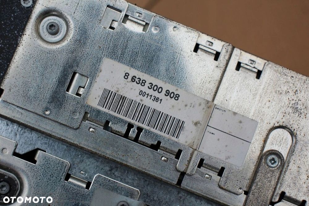 Radio CD DVD NAVI Mercedes w220 w215 s-klasa CL 2208207126 COMAND 2.5 - 5