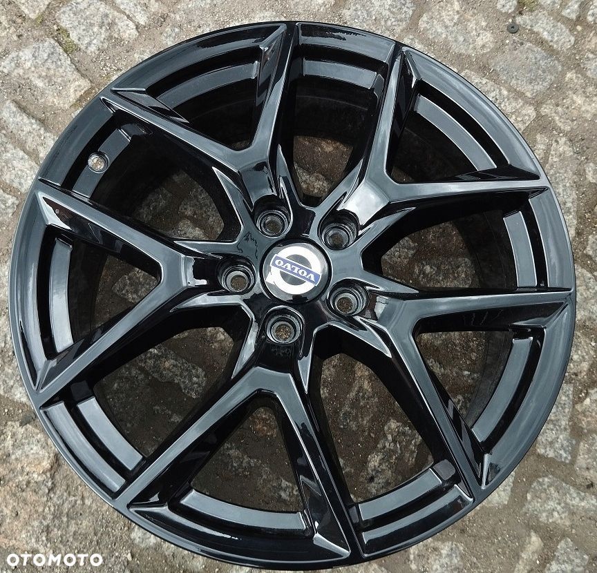 Felgi Alu 7,5 x 18 ET 50,5 Volvo OE XC40 XC60 S60 31423851 - 4
