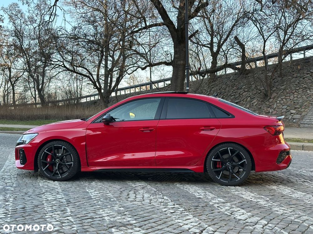 Audi RS3 Limousine TFSI Quattro S tronic - 2