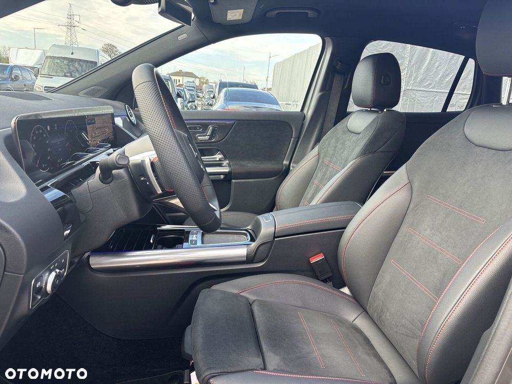Mercedes-Benz GLA 200 AMG Line - 20