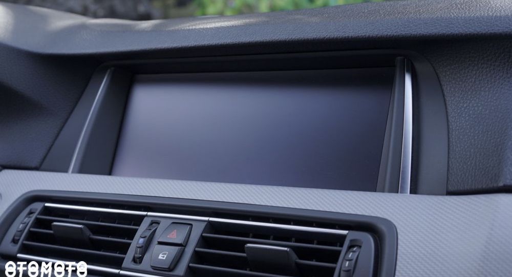 BMW Seria 5 525d xDrive Modern Line - 22