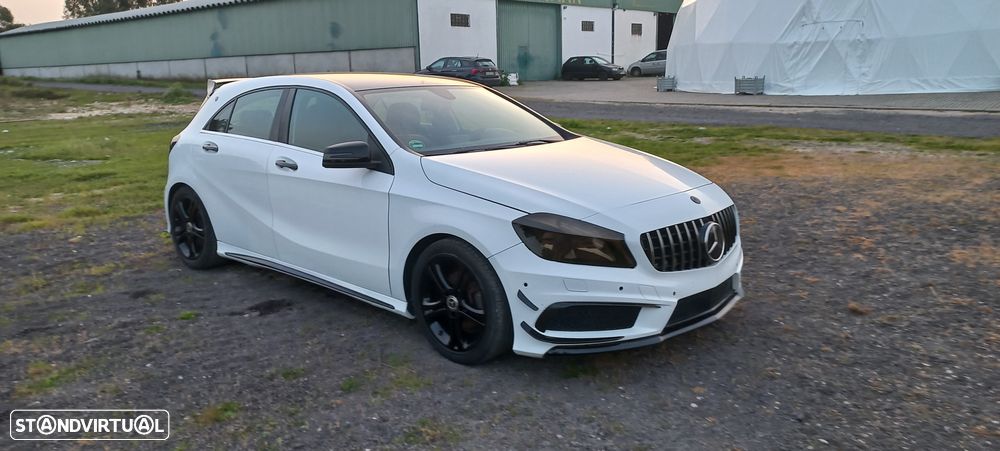 Mercedes-Benz A 160 CDI AMG Line - 44