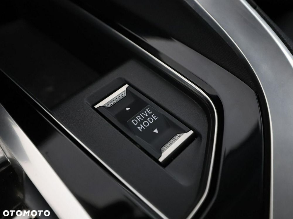 Peugeot 5008 BlueHDi 130 EAT8 Allure - 31