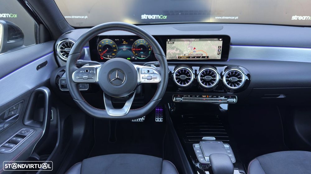 Mercedes-Benz A 250 Limousine e 8G-DCT AMG Line - 14