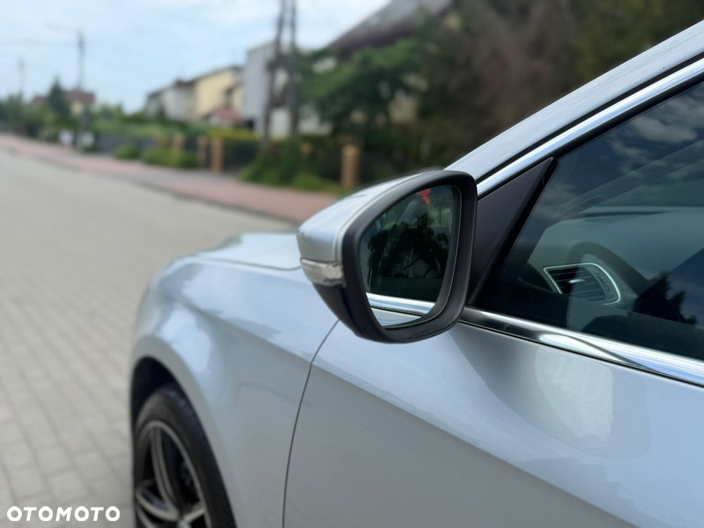 Volkswagen Passat - 29