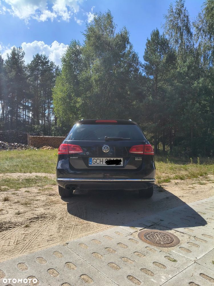Volkswagen Passat 2.0 TDI Comfortline - 6