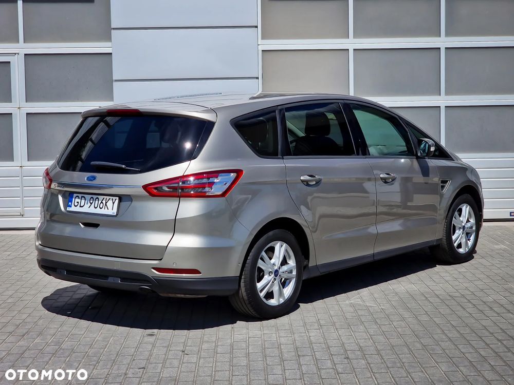 Ford S-Max 1.5 EcoBoost Titanium - 4