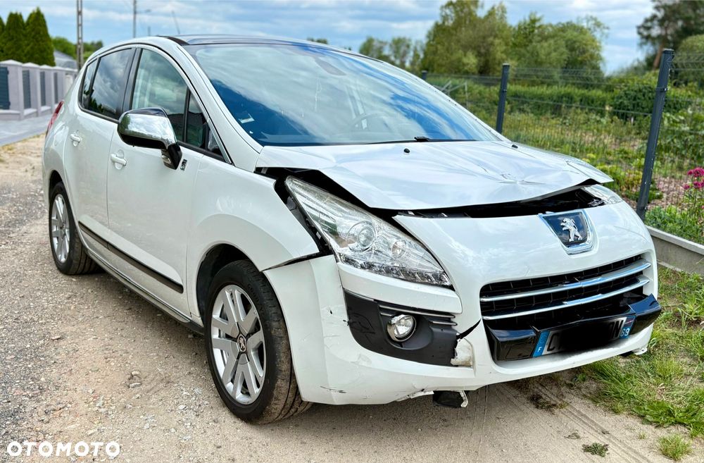 Peugeot 3008 Hybrid4 - 2