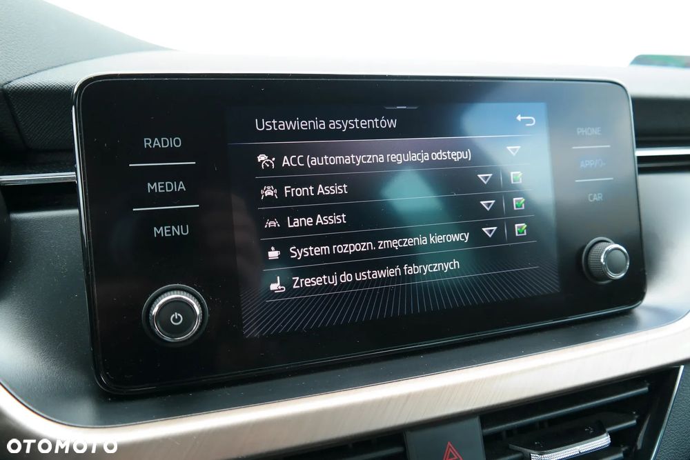 Skoda Kamiq 1.0 TSI Style - 27