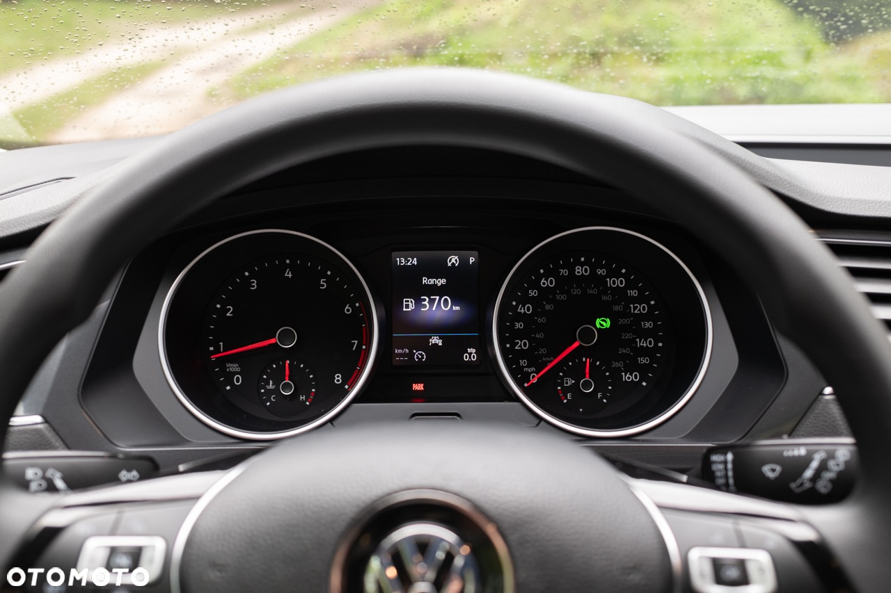 Volkswagen Tiguan - 14