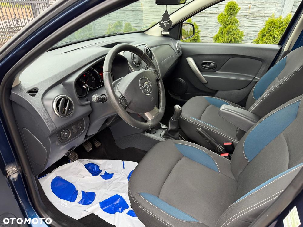 Dacia Sandero TCe 90 S&S Celebration - 10