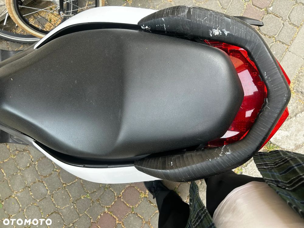 Yamaha NMAX - 6