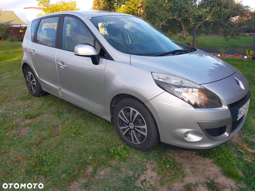 Renault Scenic - 2