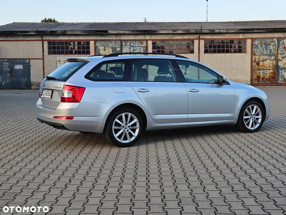 Skoda Octavia 2.0 TDI Ambition - 14