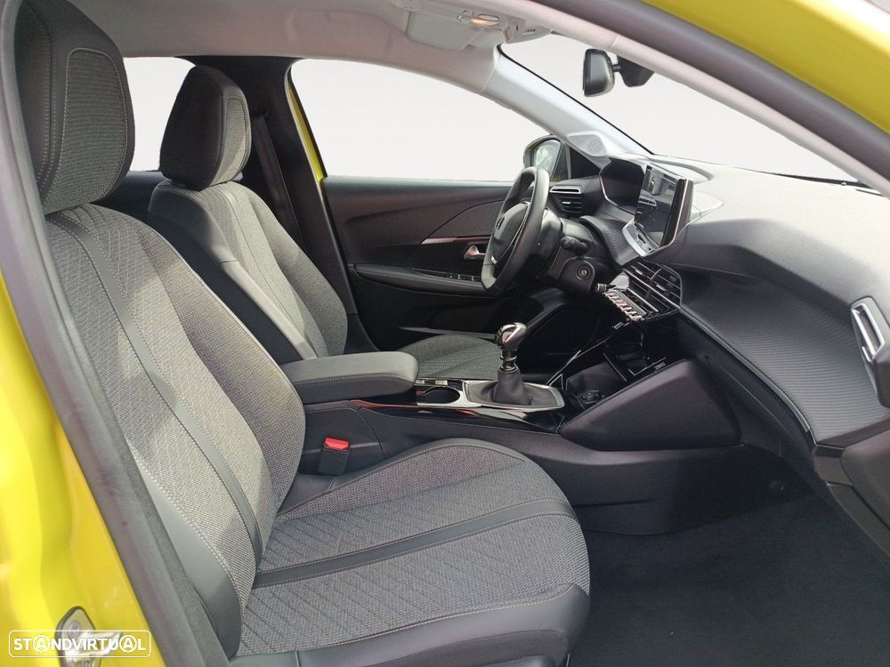 Peugeot 208 1.2 PureTech Allure - 15