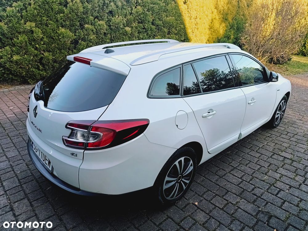 Renault Megane ENERGY dCi 130 Start & Stop Bose Edition - 8
