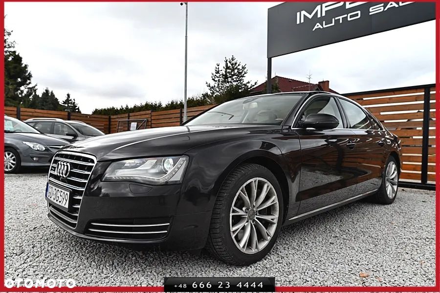 Audi A8 - 4