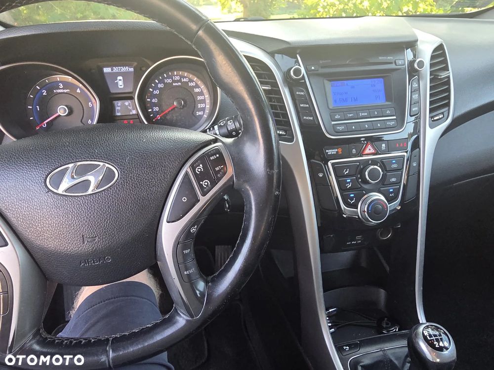 Hyundai i30 1.6 CRDi Comfort - 16