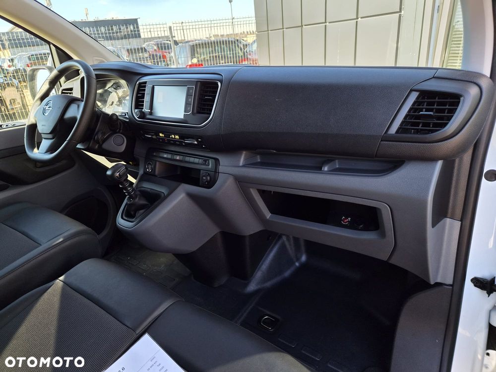 Opel VIVARO - 23
