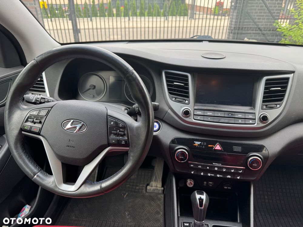 Hyundai Tucson 1.7 CRDI BlueDrive Premium 2WD DCT - 10