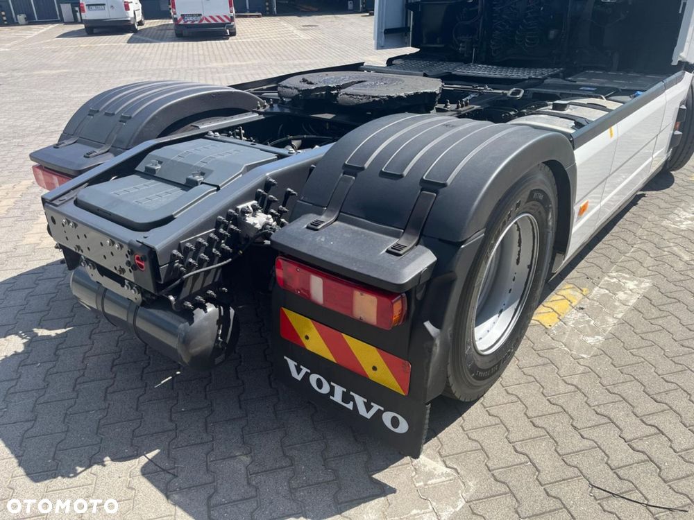 Volvo Volvo FH 4X2 460 Globetrotter - 11