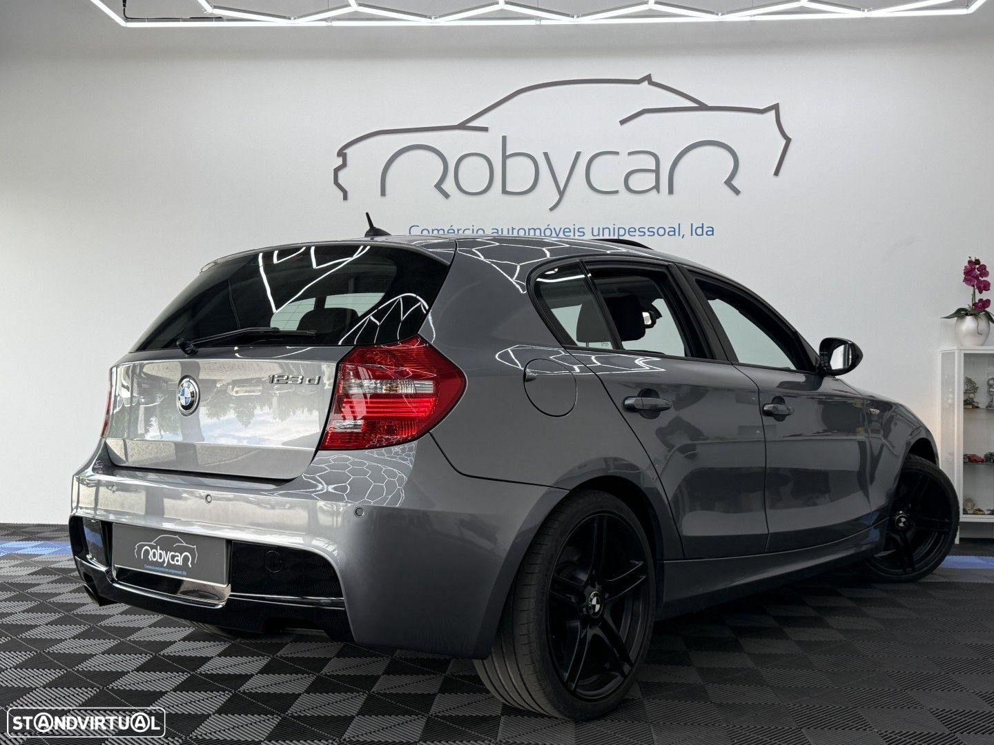 BMW 123 d - 6