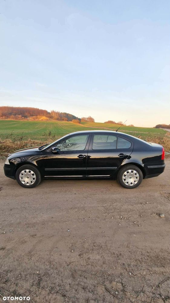 Skoda Octavia 1.6 Active - 16