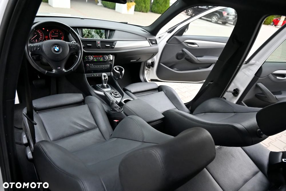 BMW X1 sDrive20d Sport Line - 31