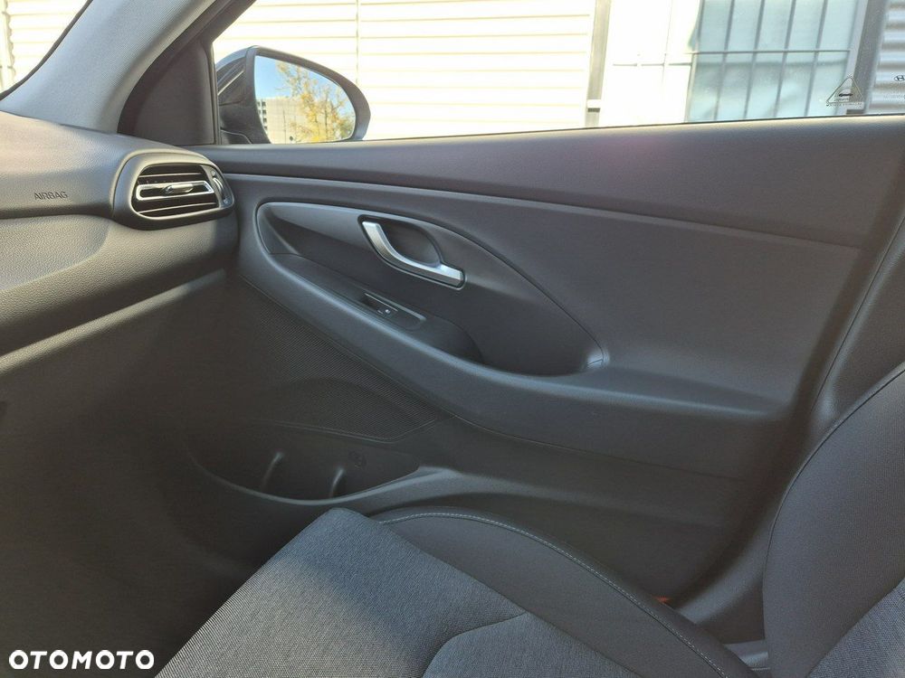 Hyundai i30 1.0 T-GDI Smart - 10