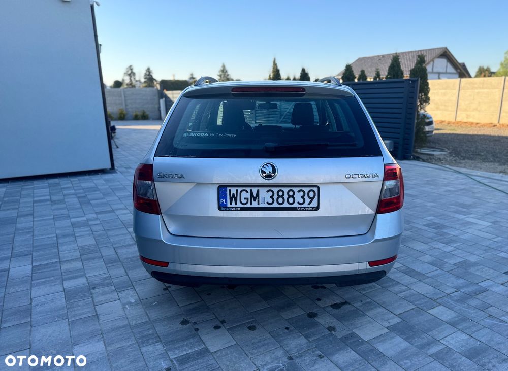 Skoda Octavia 1.6 TDI SCR Ambition - 5