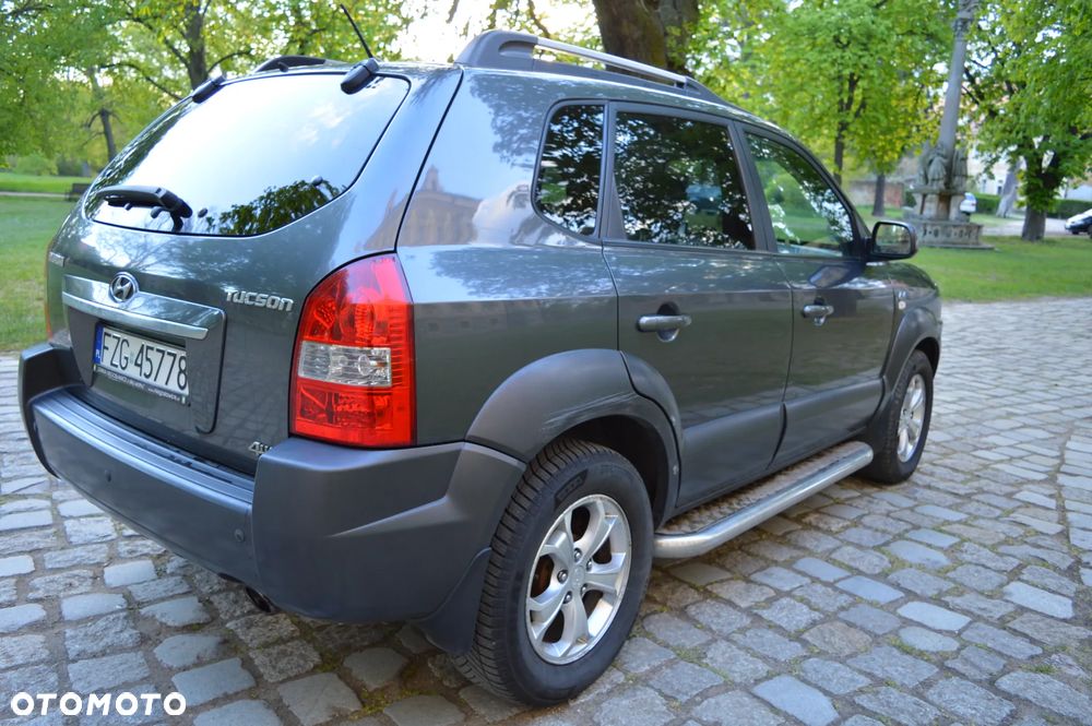 Hyundai Tucson 2.0 4WD GLS - 7