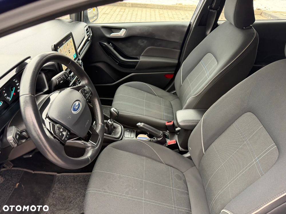 Ford Fiesta 1.5 TDCi SYNC Edition - 13