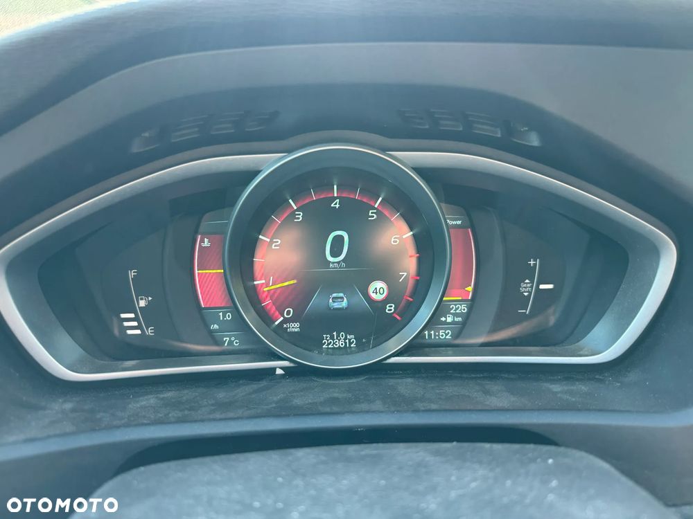 Volvo V40 T3 Kinetic - 2