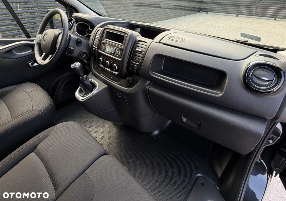 Renault Trafic - 22