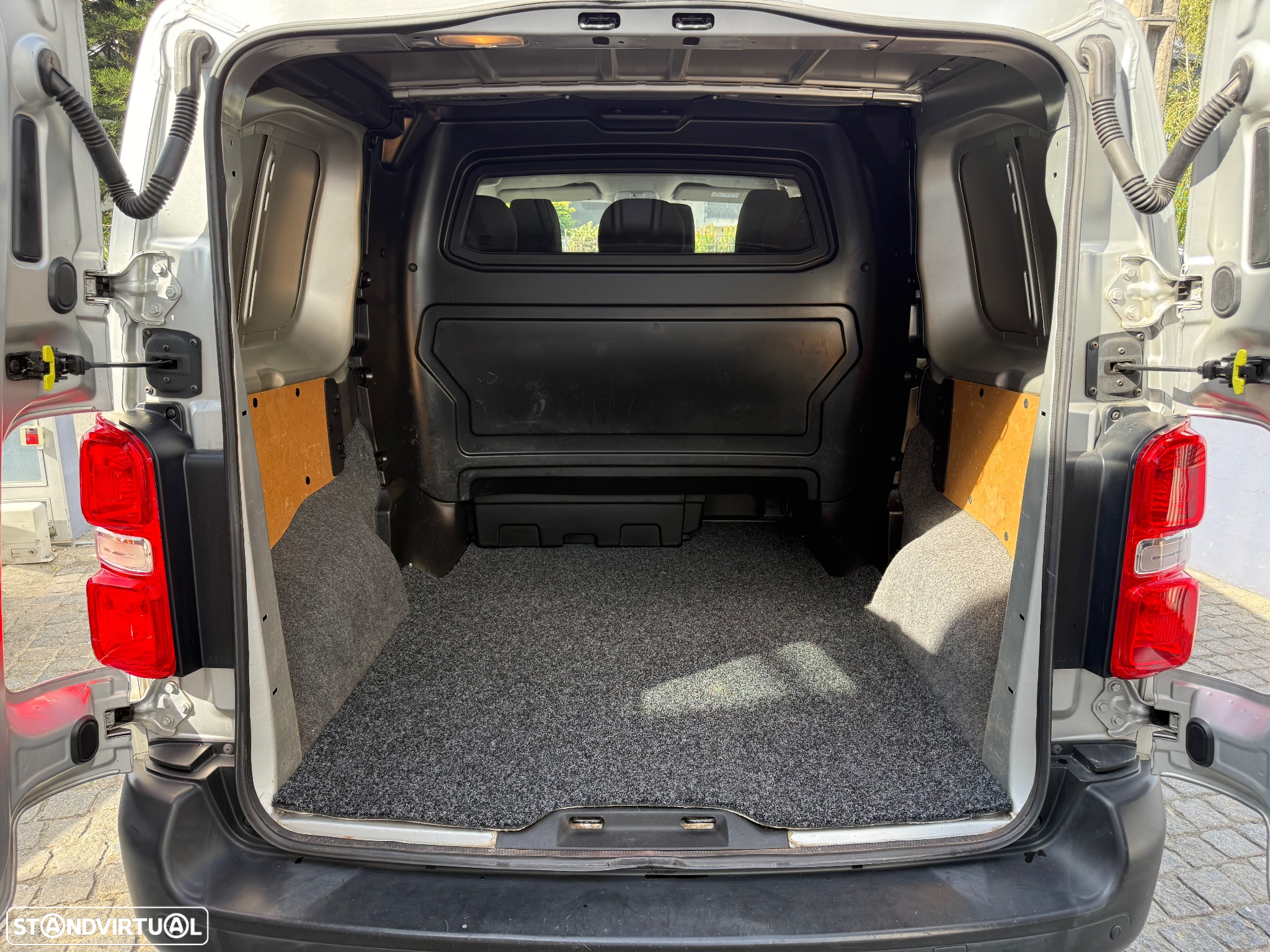 Toyota Proace 1.6 D-4D L1 6L - 15