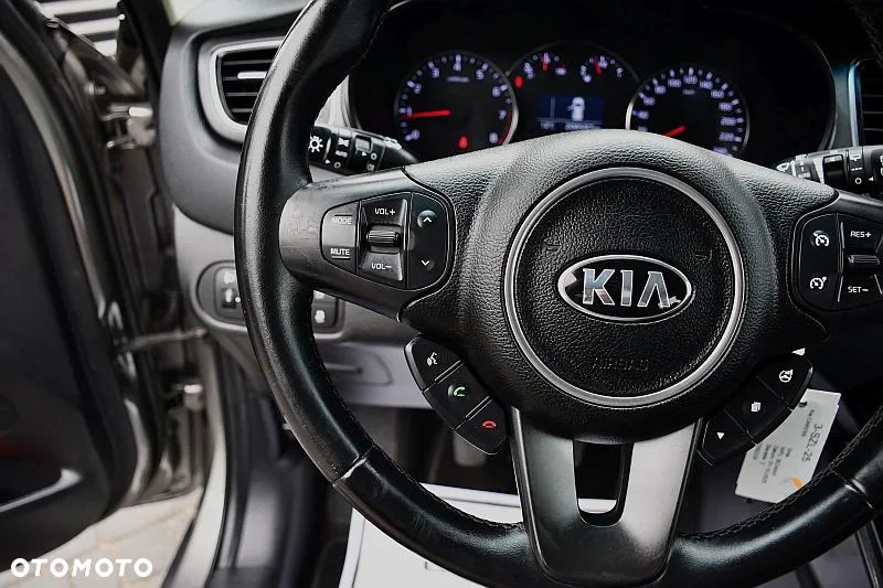 Kia Carens 1.6 GDI S 7os - 17