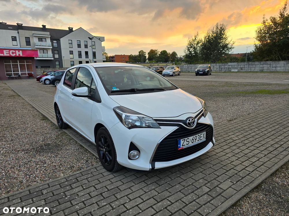 Toyota Yaris 1.33 Premium EU6 - 3