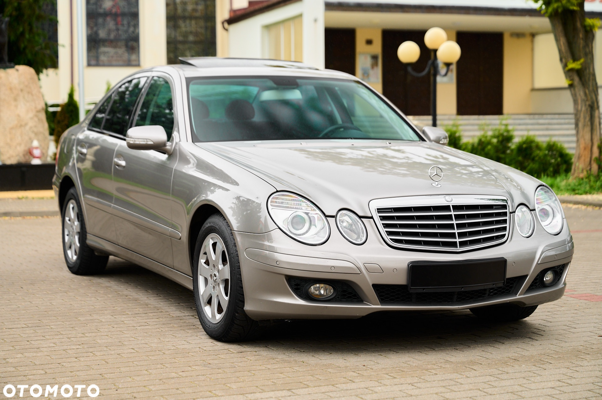 Mercedes-Benz Klasa E - 16