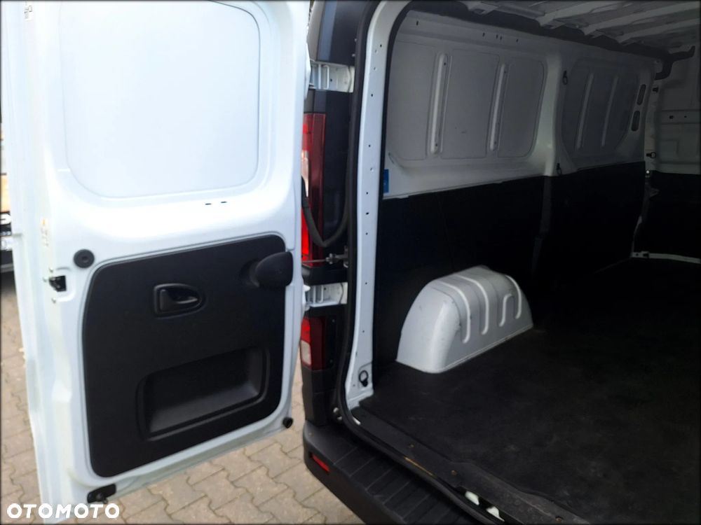 Renault TRAFIC - 7