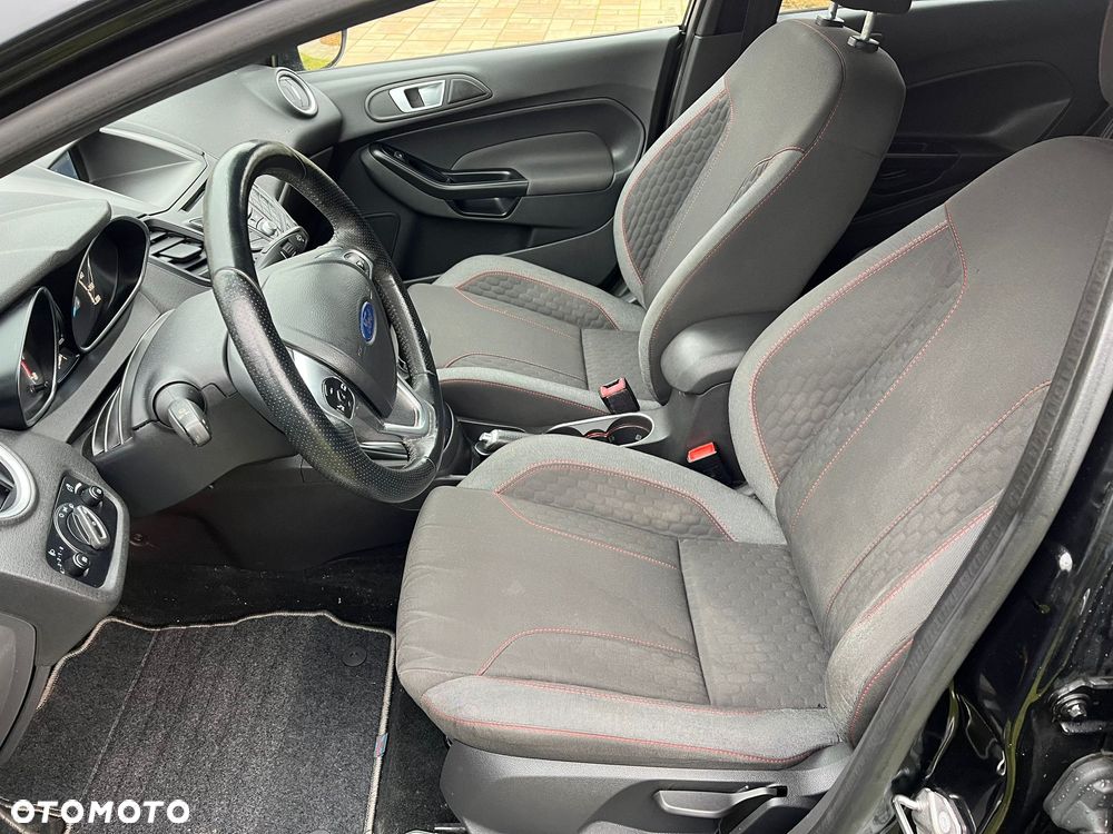 Ford Fiesta - 11