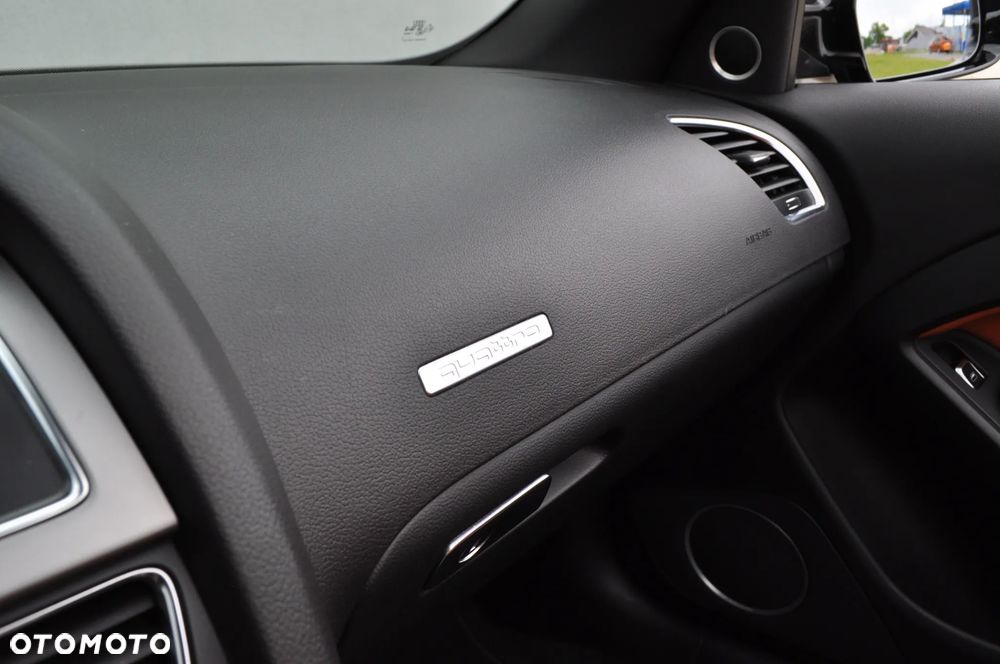Audi A5 Cabrio 2.0 TFSI quattro S tronic - 23