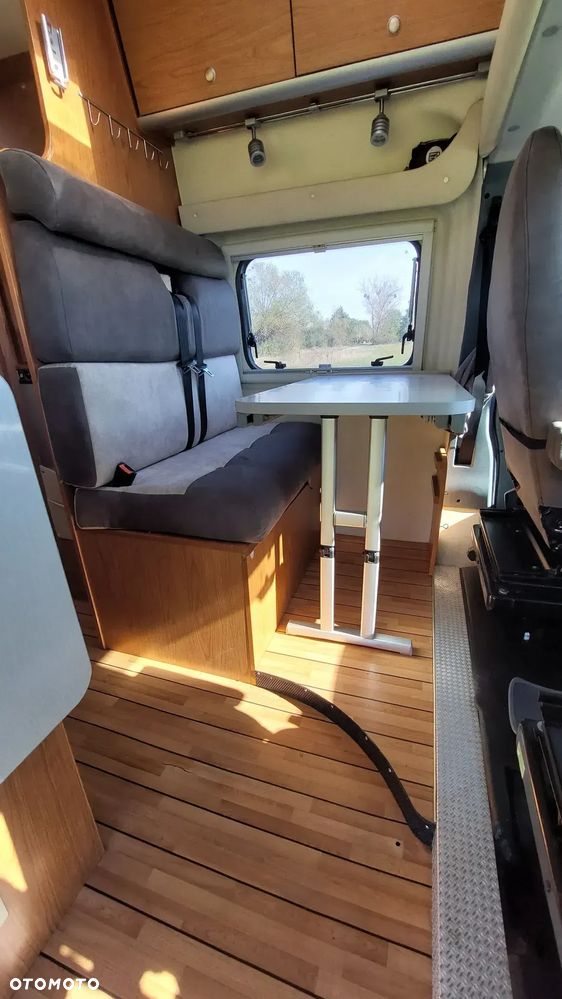 Ford Transit - 17