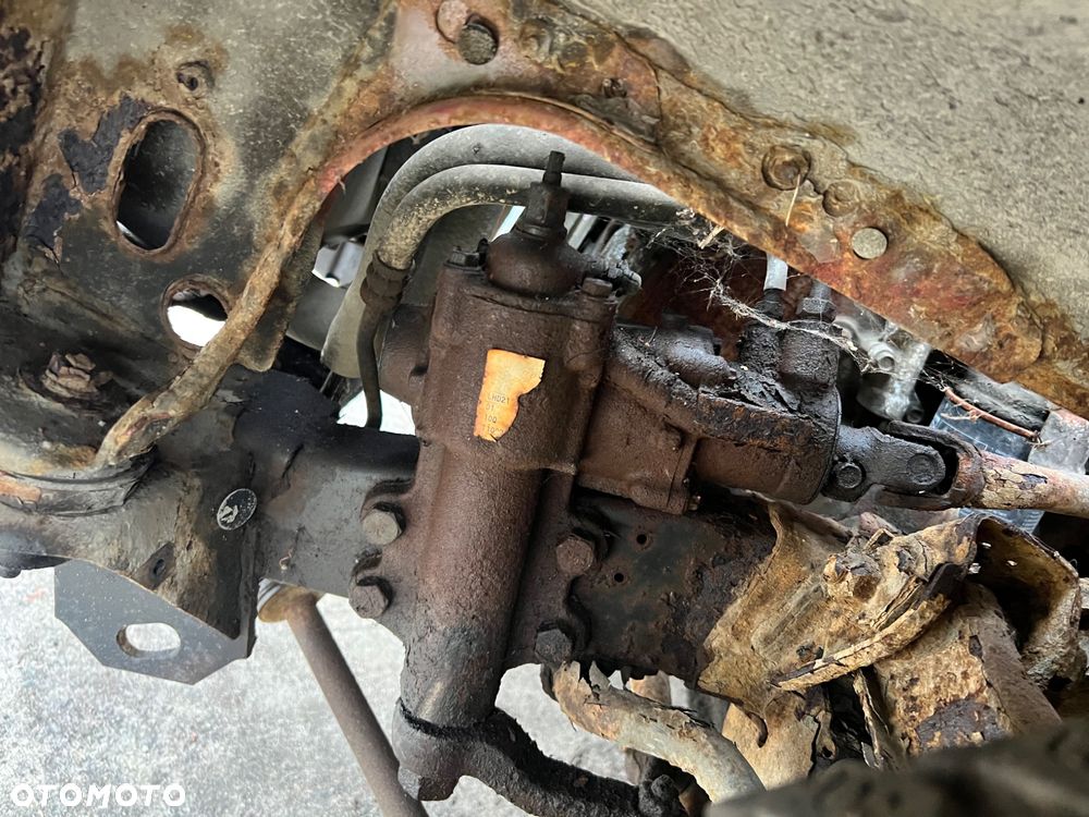 Maglownica przekładnia kierownicza Nissan navara d21 king cab - 1