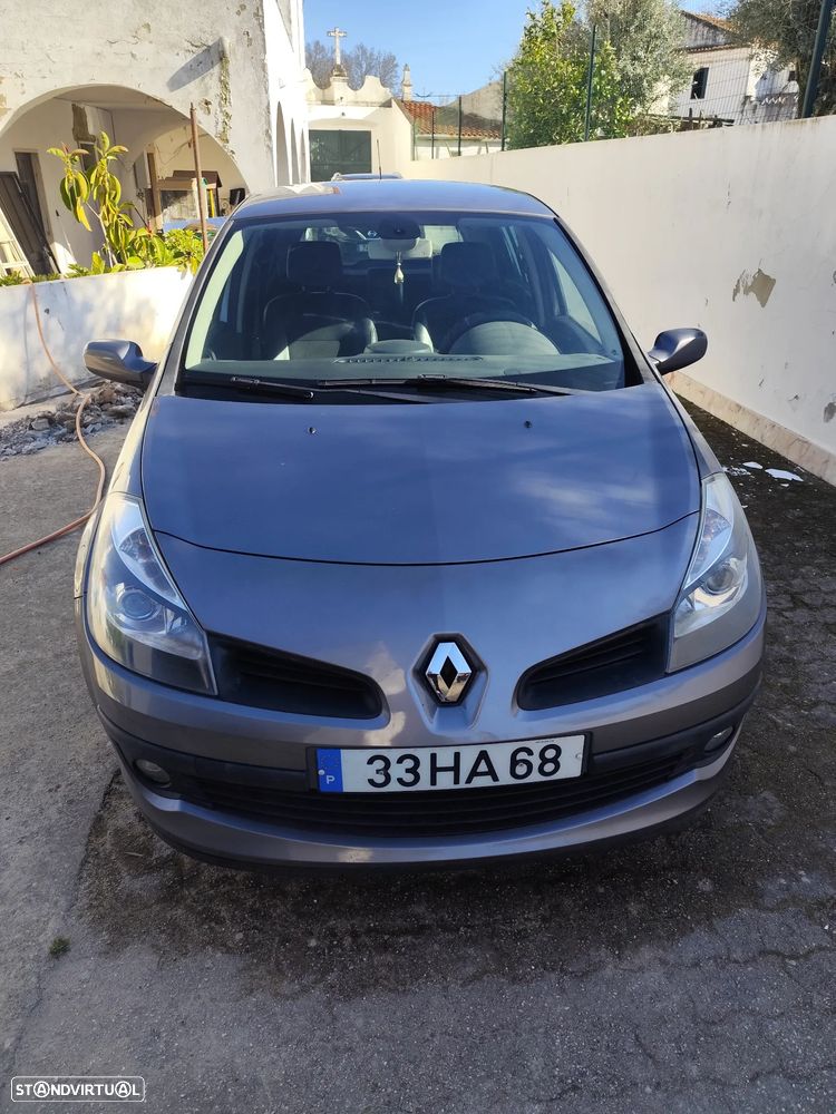 Renault Clio 1.2 TCE Dynamique S - 1