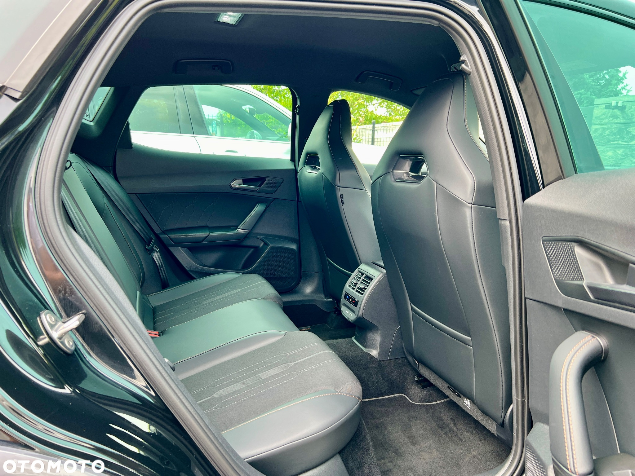 Cupra Formentor VZ 1.4 e-Hybrid DSG - 8