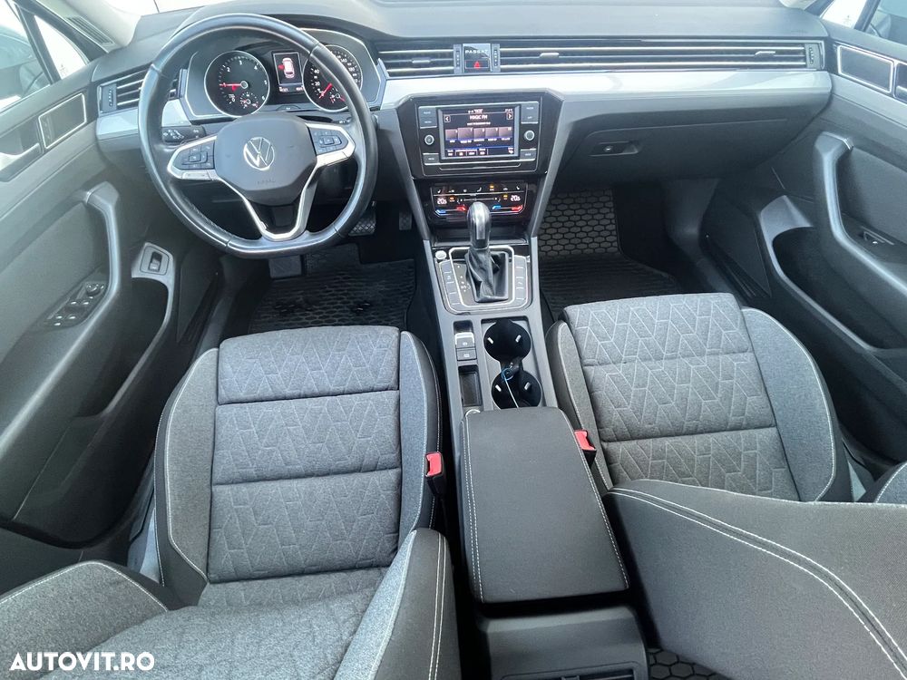 Volkswagen Passat 2.0 TDI DSG Comfortline - 8
