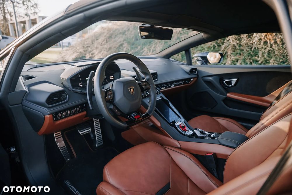 Lamborghini Huracan EVO RWD - 12