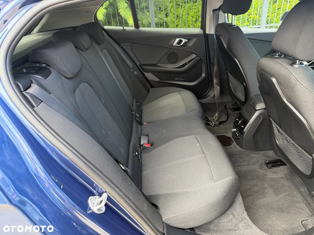 BMW Seria 1 120i Edition Colorvision - 11