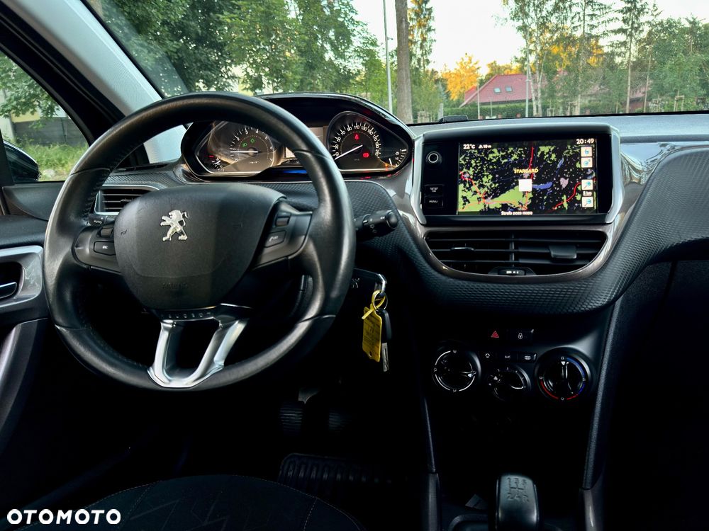 Peugeot 2008 - 10