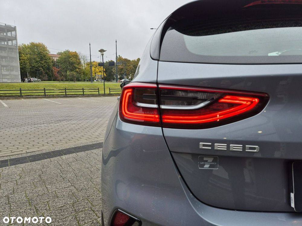 Kia Ceed 1.5 T-GDI M DCT - 29